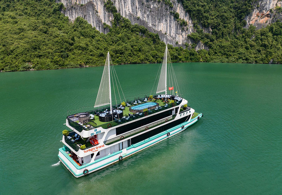 Ghép tàu Hạ Long giá rẻ, tàu thăm vịnh