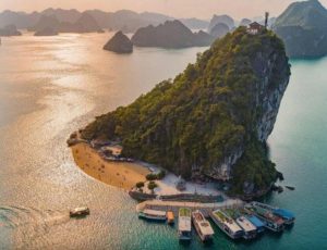Bãi tắm Titop, chuẩn bị đi Hạ Long